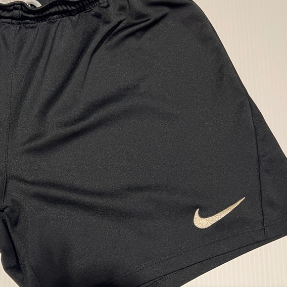 Nike Dri- Fit Size Large Black Sports / School Shorts - Picture 7 of 8